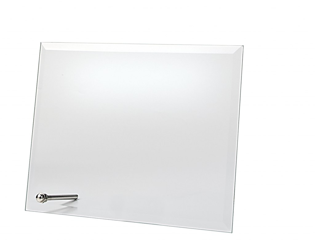 GLASS WITH BUILT-IN STAND 250X220 - 4 mm