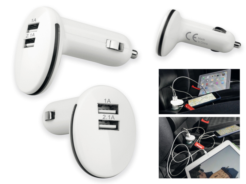 PLUG USB adapter from plastic with 2 outputs, White