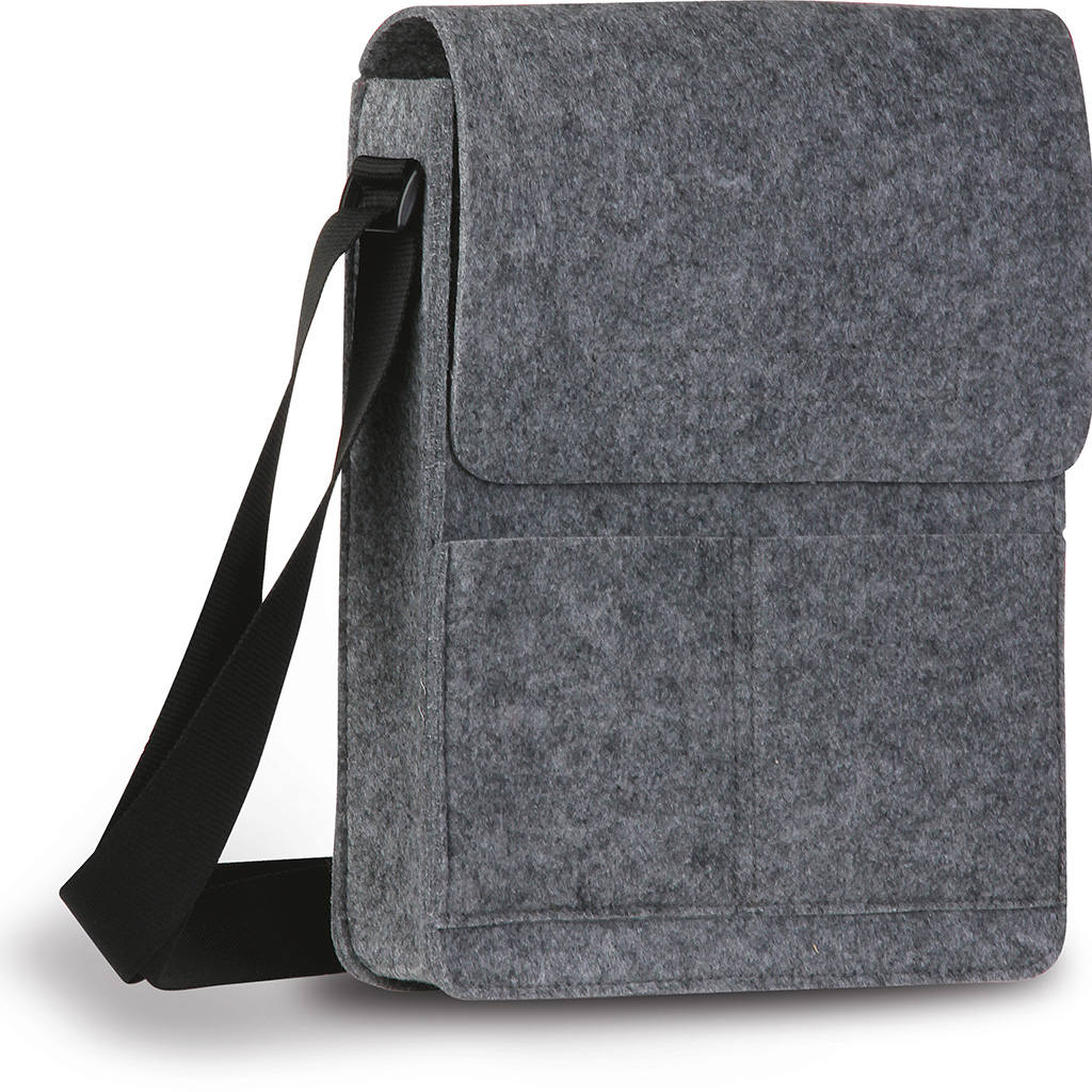 with two open front pockets and with adjustable shoulder strap.