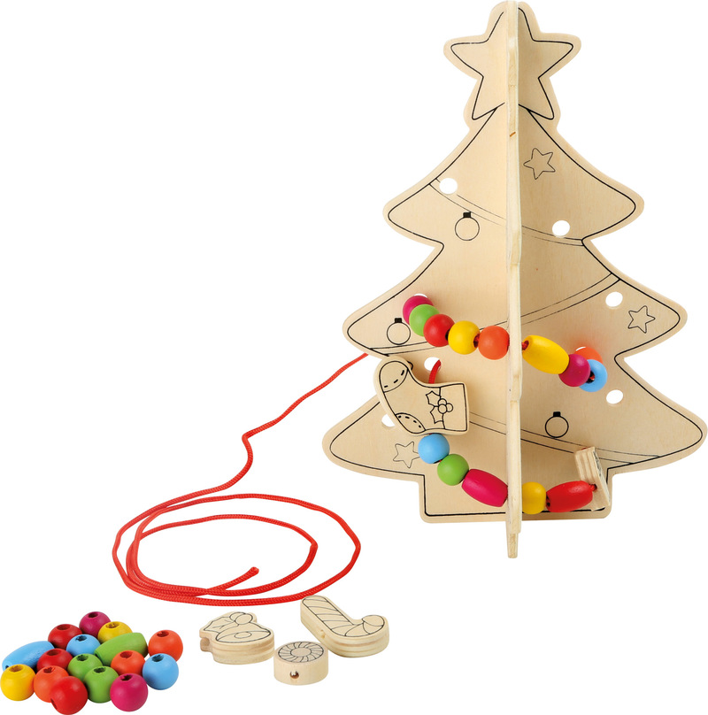 DIY Threading Christmas Tree Display