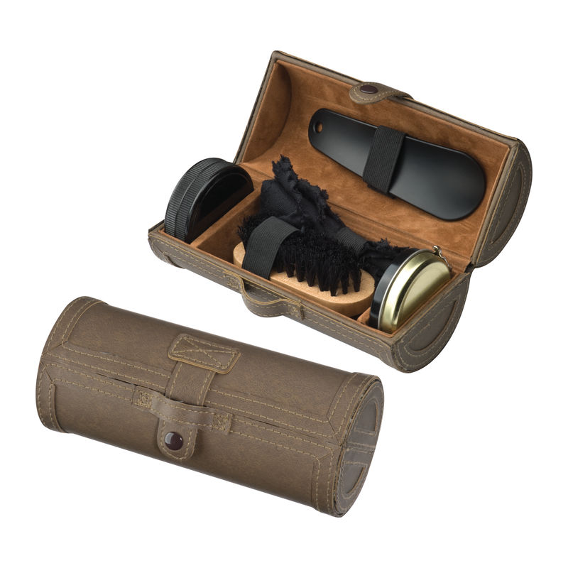 Shoe polishing case