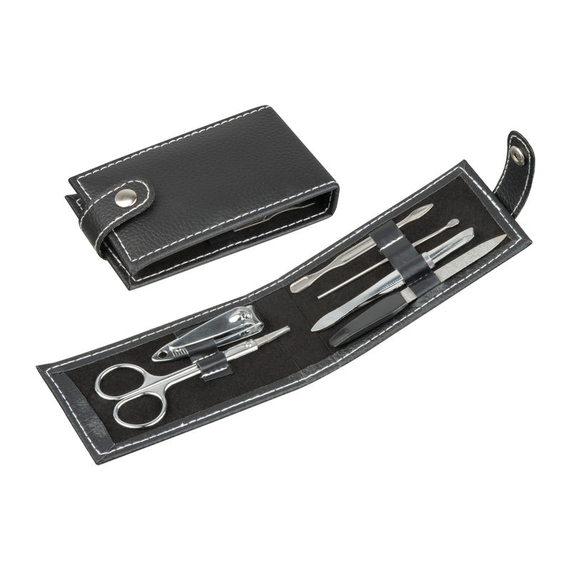 7-piece manicure set in a case