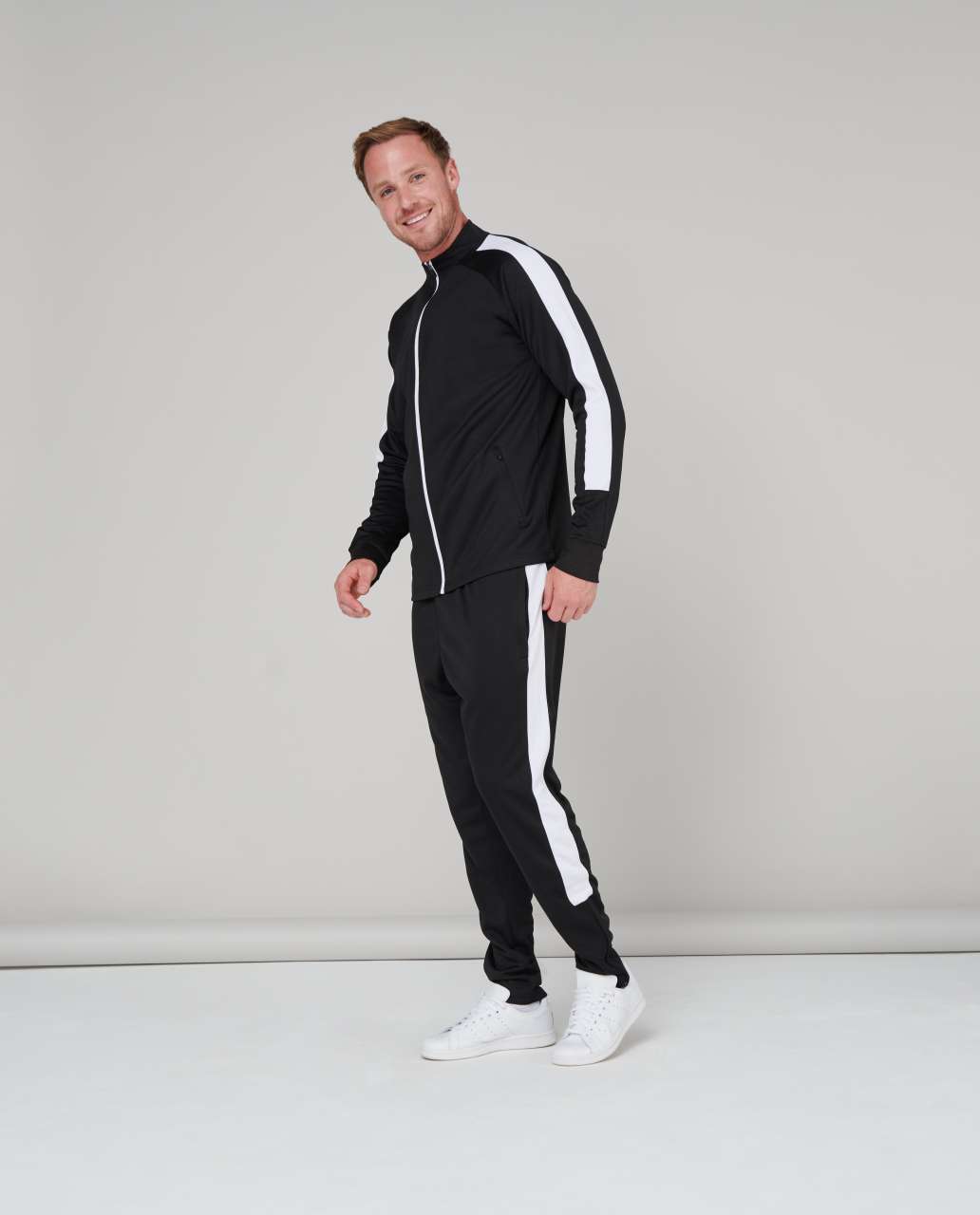 ADULT'S KNITTED TRACKSUIT TOP