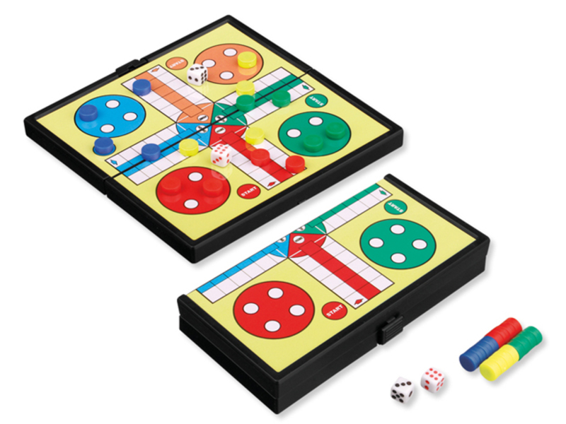 MAGNETIC travel game, Assorted