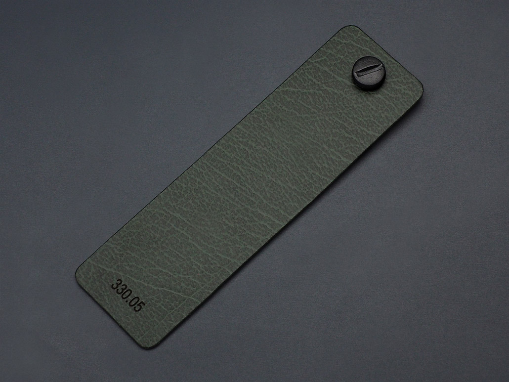 Spectro recycled leather - Iguana