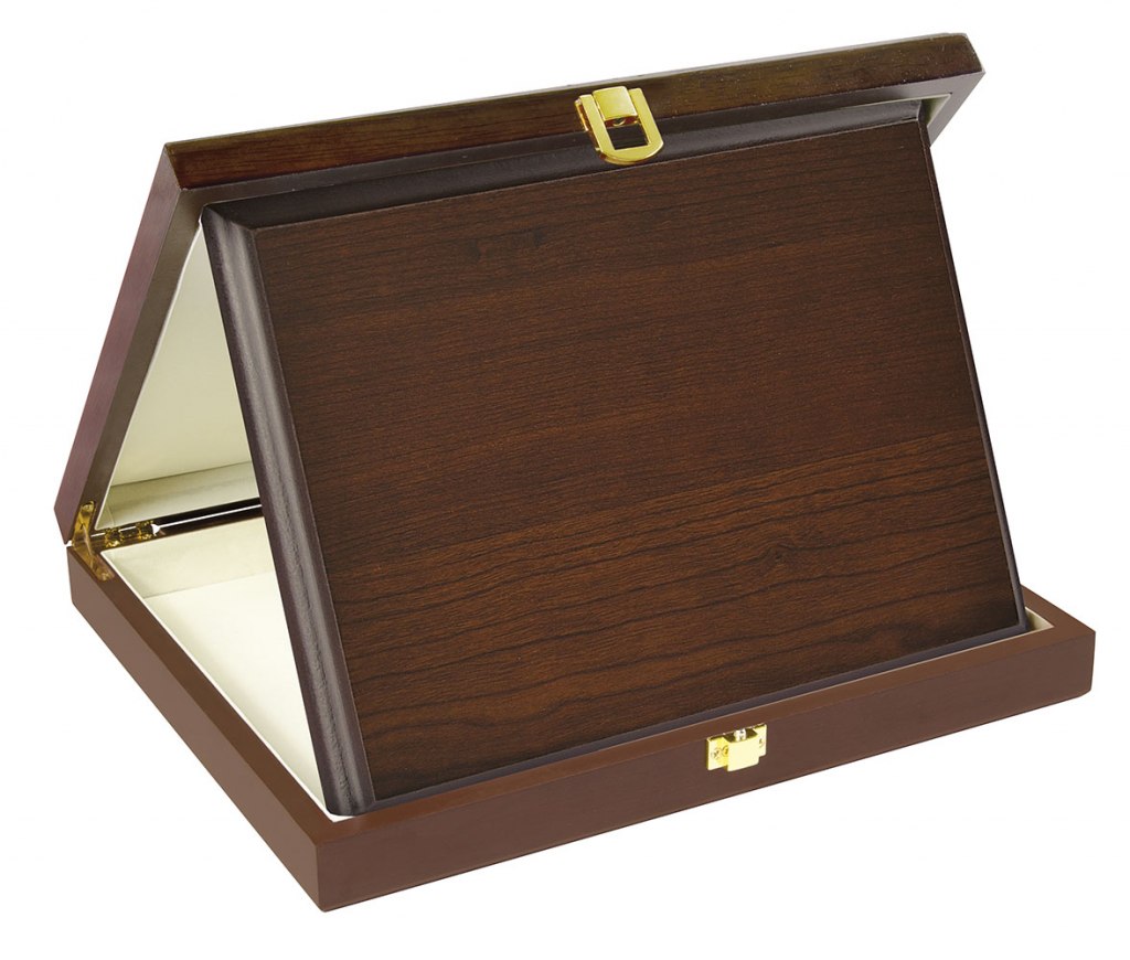 BOX PLAQUE WALNUT 300X250 HORIZONTAL
