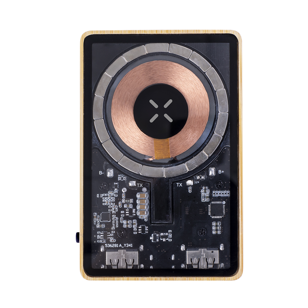 DominikPower Bank