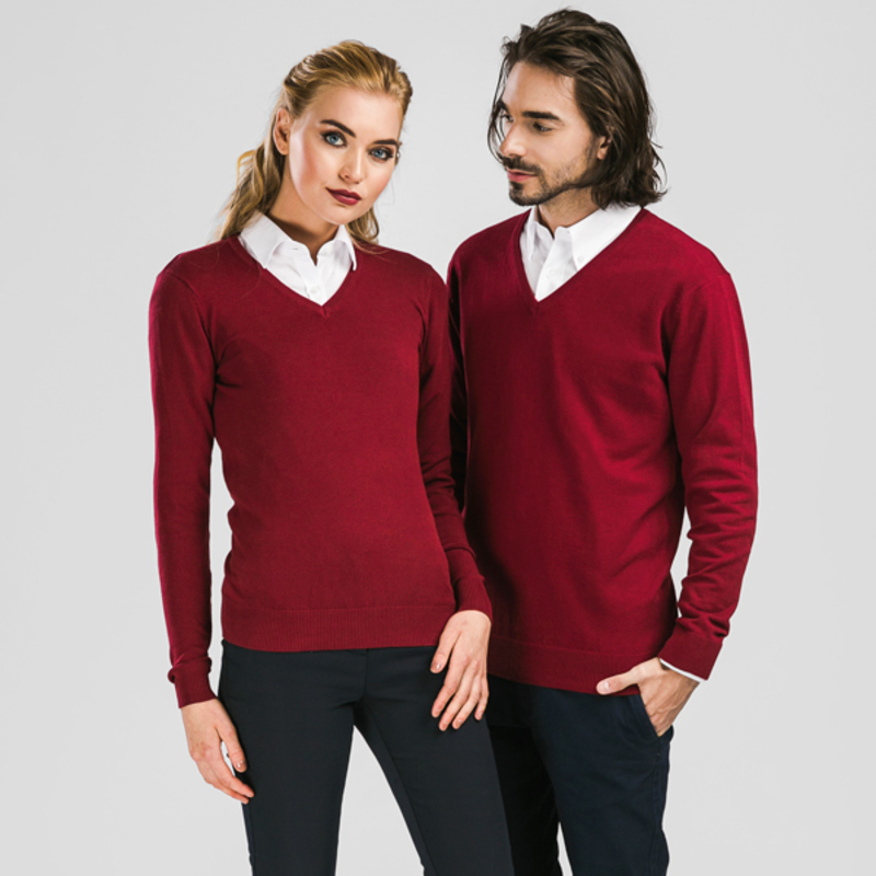 MILAN. Men's V-neck jumper