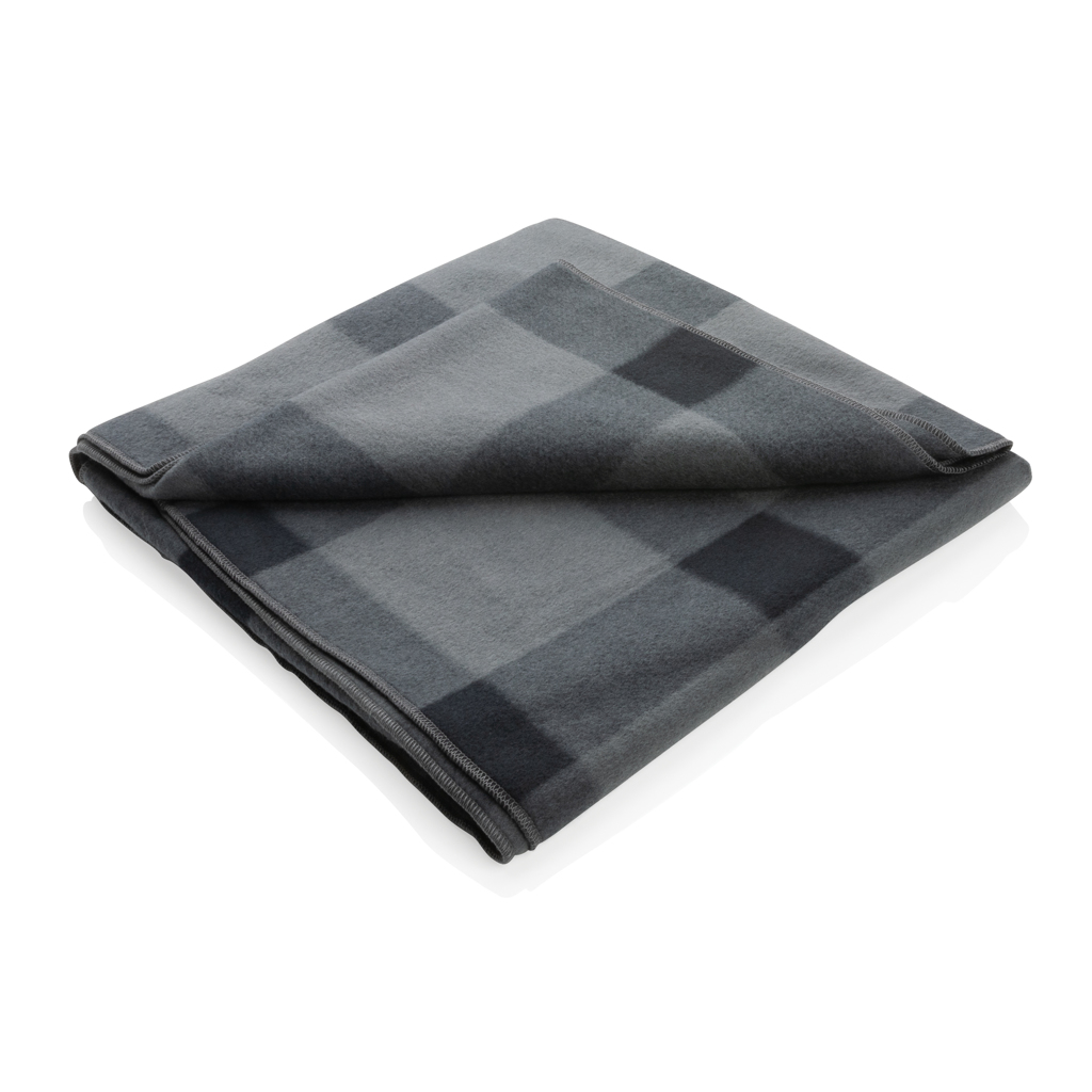 Soft plaid fleece blanket