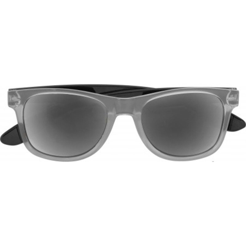 Plastic sunglasses with UV400 protection