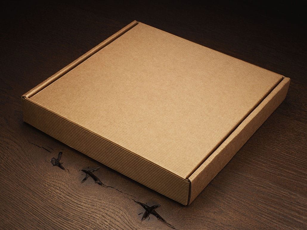 Box (20.5x20.5x3.2cm)